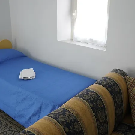 Typical Sicilian House With Garden In The Historic Center Hébergement de vacances *